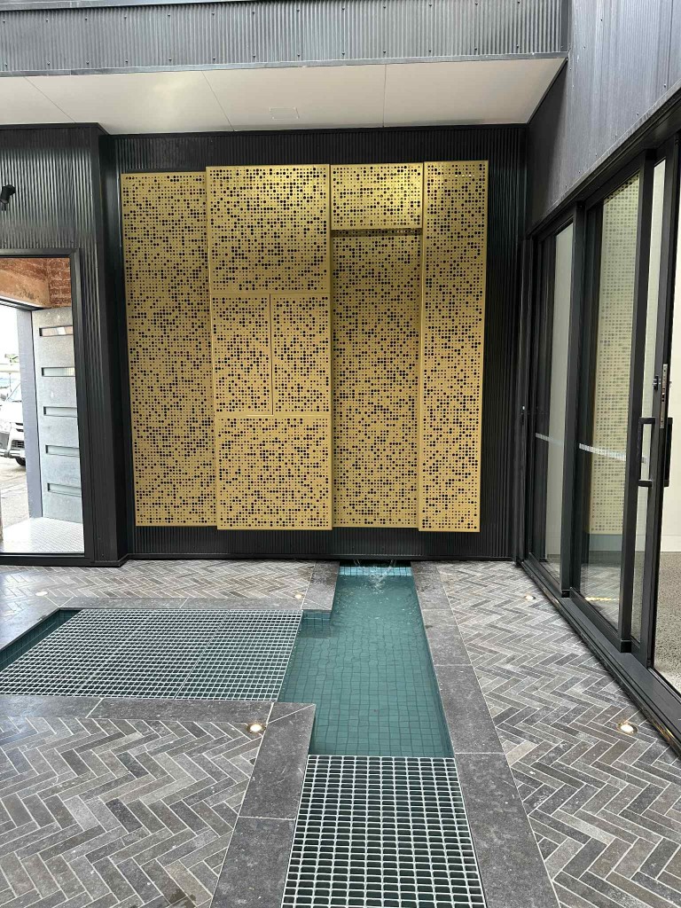 aa17b3c2-f420-4191-bbf0-002425a72a6f