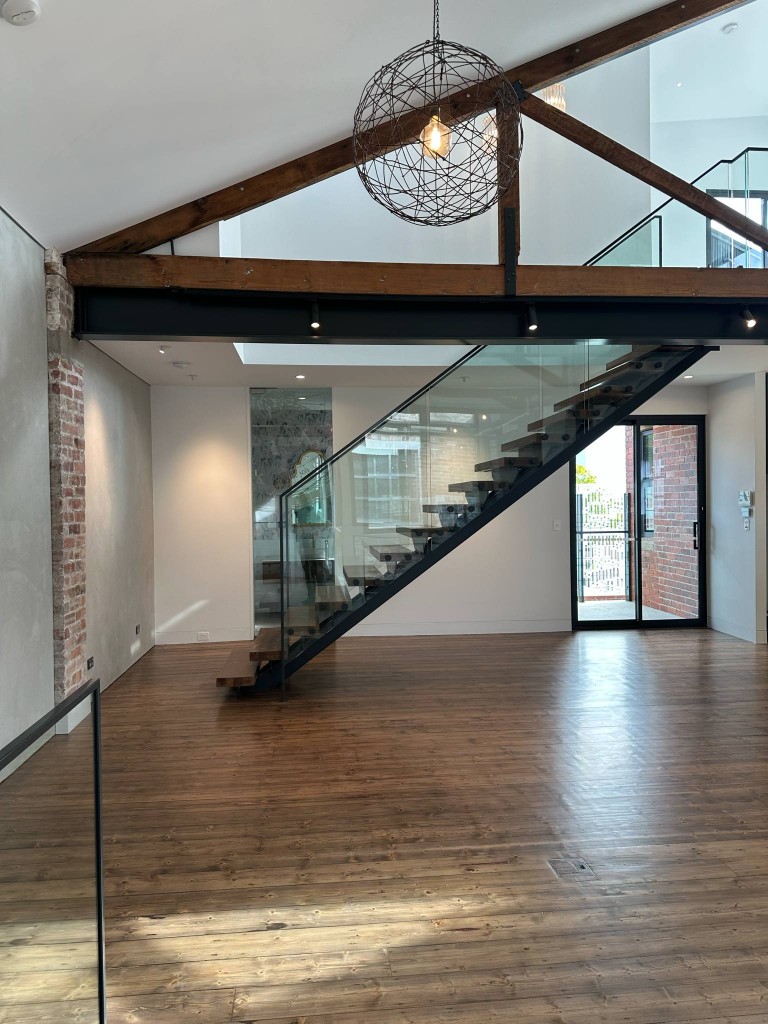 fade598c-d2cc-476f-b999-fbd977370e1f